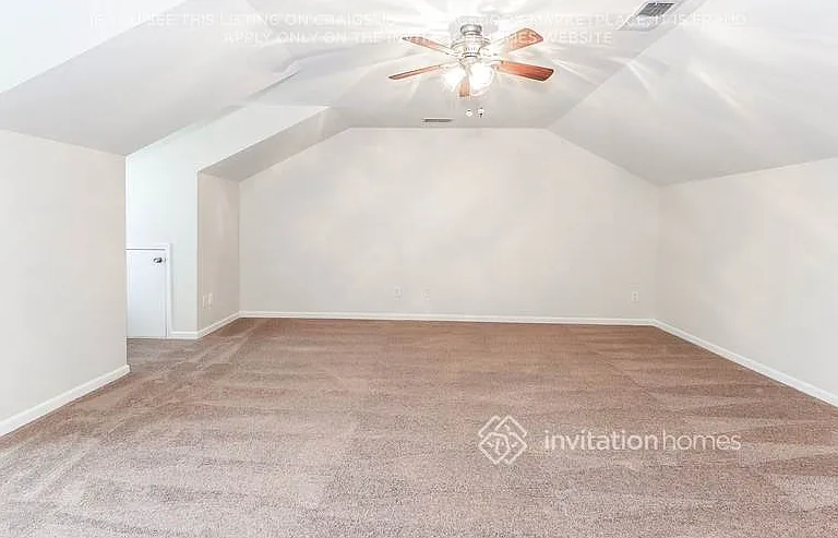 310 Holton Dr — Photo 5
