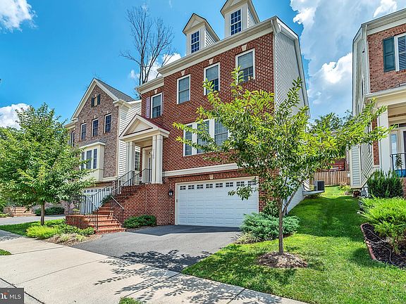 2nd image of 7140 Degroff Ct