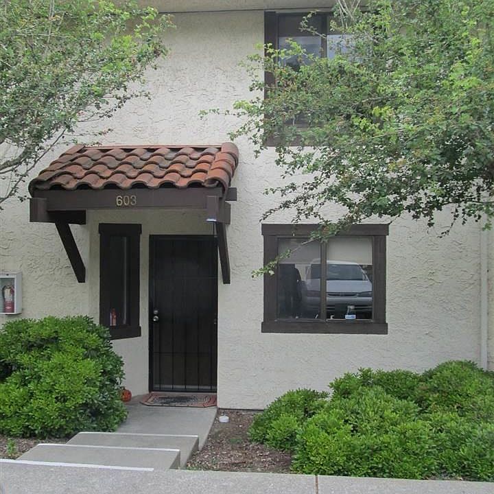 1st image of 603 Del Valle Cir