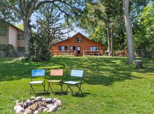 W816 Shorewood Dr, East Troy, WI 53120