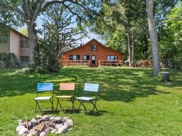 W816 Shorewood DRIVE, East Troy, WI 53120