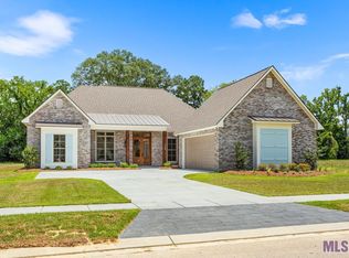 1178 Southern Living Ln, Denham Springs, LA 70726