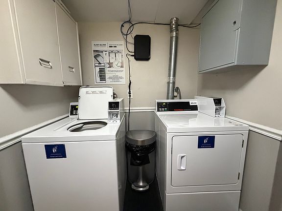 5th image of 529 Beacon St APT 10