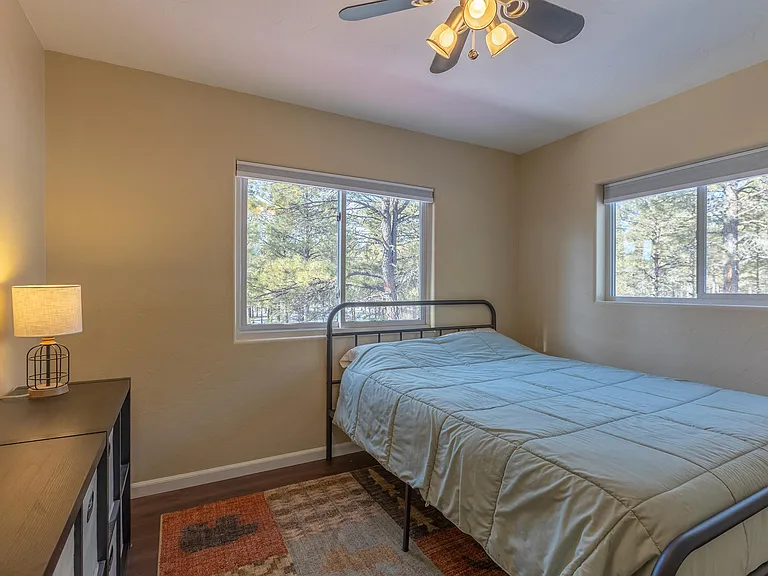 1810 Shenandoah Dr — Photo 18
