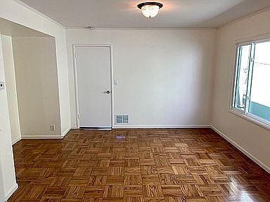 3rd image of 51 Glenwood Ave