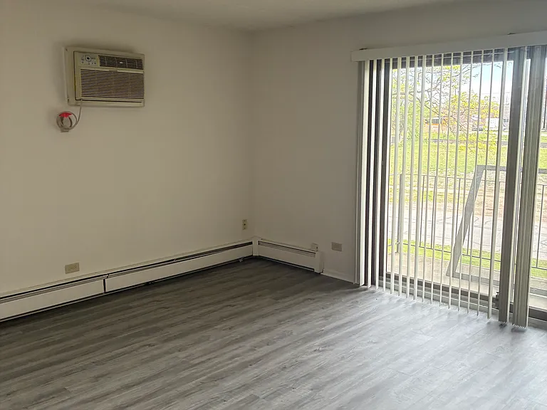 1300 Crab Apple Ct #201 — Photo 9
