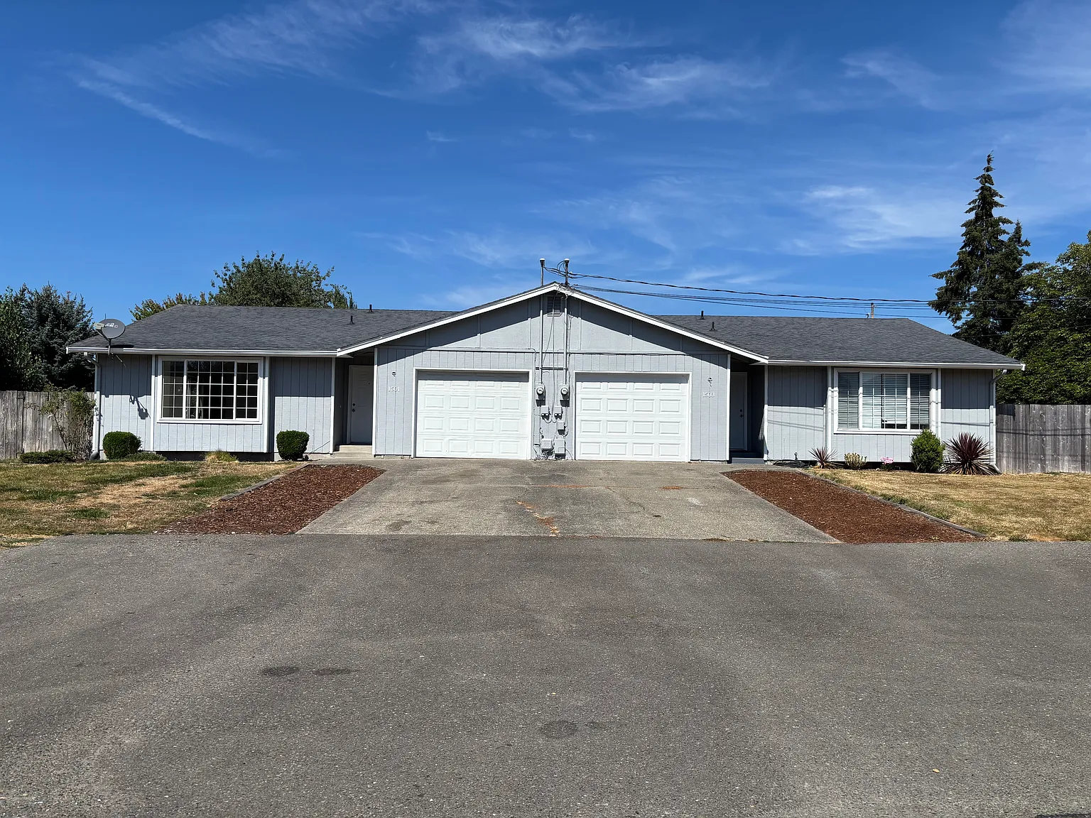 2 bed, 1.5 bath, 1050 sqft, $2,100 — Photo 1