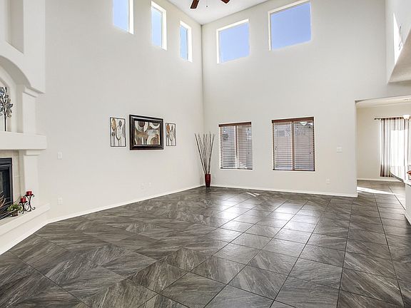3rd image of 9511 Andesite Dr NW