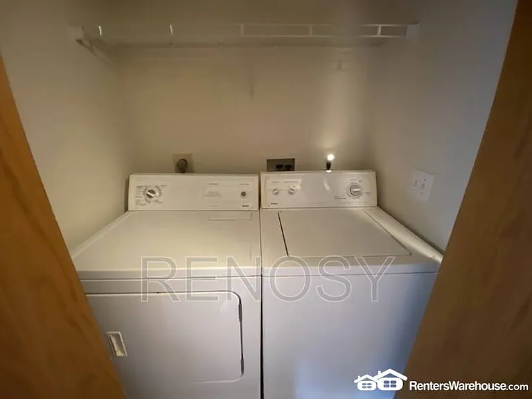 737 Kitterman Cir — Photo 10