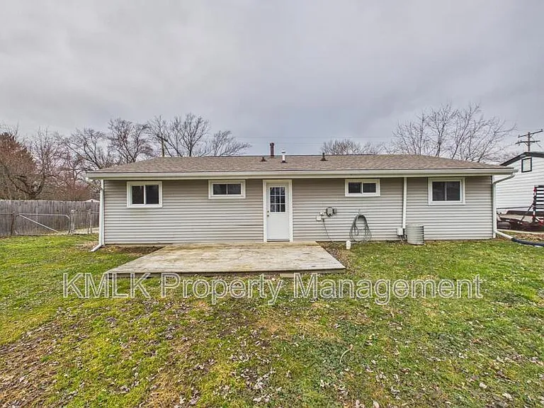 3434 Lawndale Dr — Photo 32