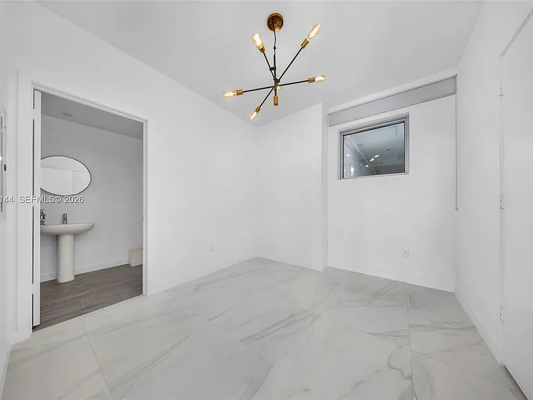 2900 NE 7th Ave #1806 — Photo 18