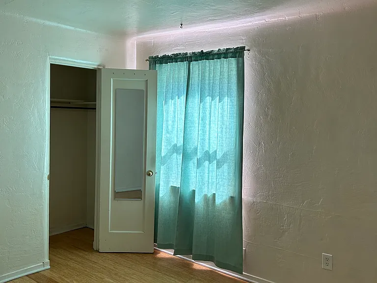1237 Princeton Dr NE — Photo 11