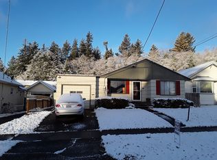 1465 3rd St, Astoria, OR 97103