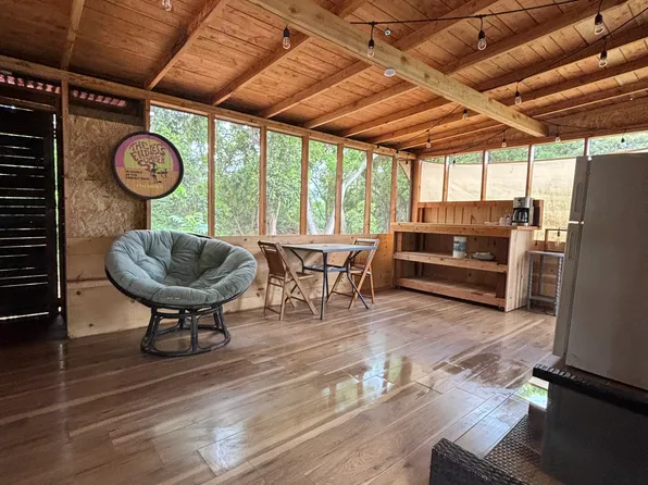 66-320 Kamehameha Hwy, Haleiwa, HI