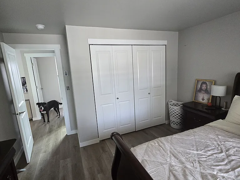 308 35th St SE — Photo 9