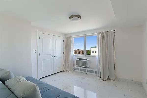 Sold by Corcoran | media 6