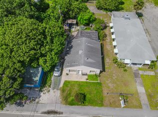 7963 Overlook Rd, Lake Worth, FL 33462