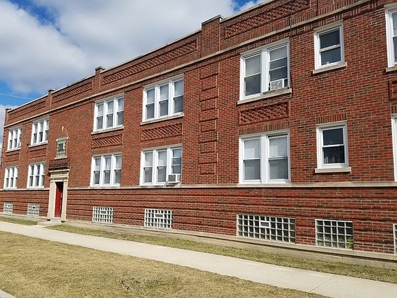 3rd image of 3643 N Lavergne Ave Unit 1