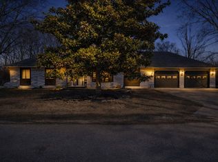 109 W Oak St, Nixa, MO 65714