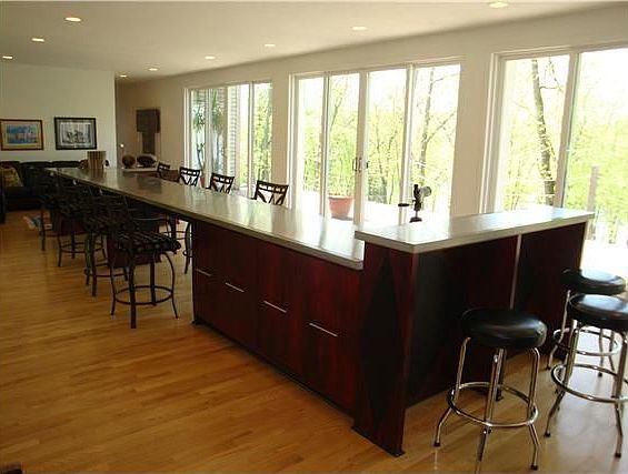 5th image of 1298 Emerald Dr