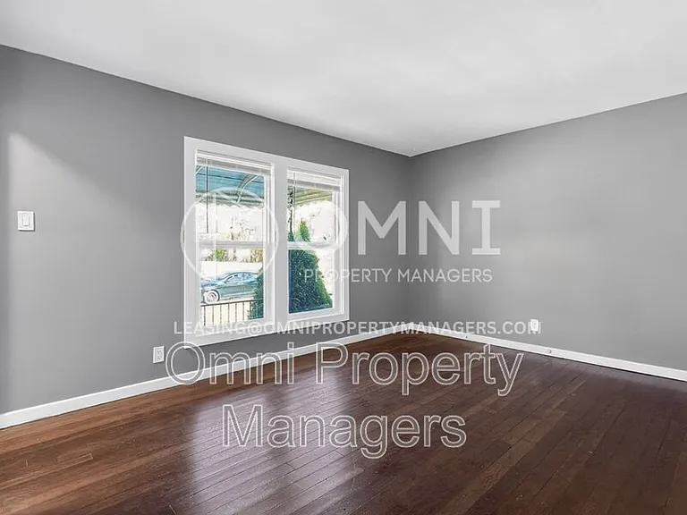 20553 Hamburg St — Photo 16
