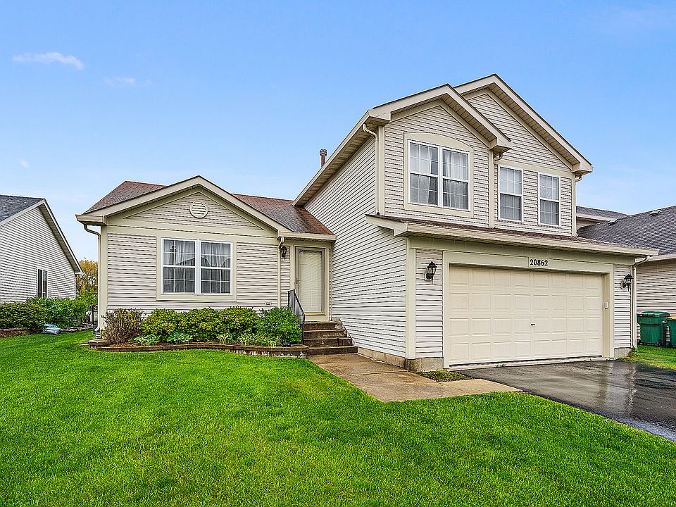1st image of 20862 W Brentwood Ct