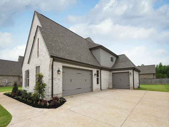 90 Oak Run Ln, Rossville, TN 38066