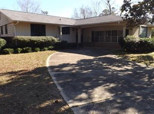 137 Bradford Dr, Ozark, AL 36360