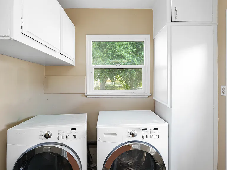 304 S Greengrove Dr — Photo 24