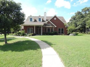 427 Surrey Ln, Argyle, TX 76226