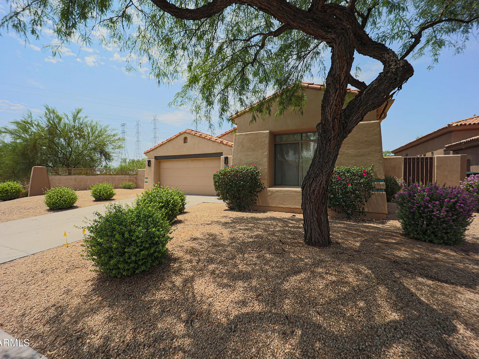 2 bed, 2.5 bath, 2244 sqft, $5,950 — Photo 3