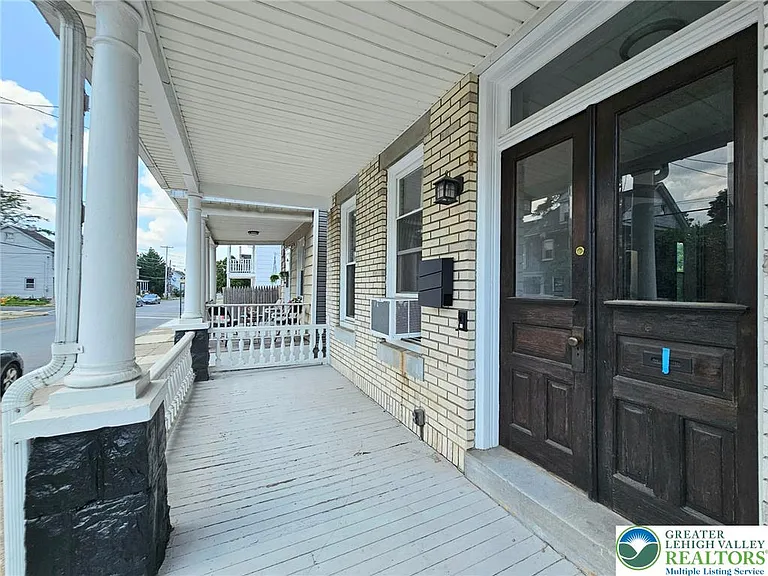 835 W Berwick St — Photo 10