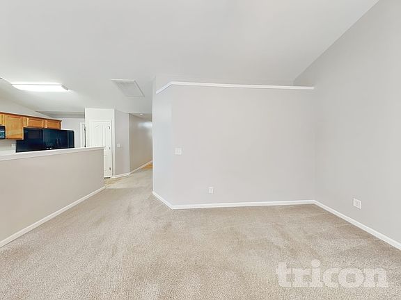 3rd image of 142 Jacobs Woods Cir