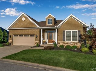 5654 Chatham Ln, Clarence Center, NY 14032