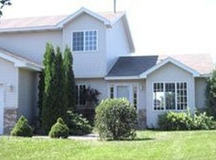 12408 Raven St NW, Coon Rapids, MN 55448