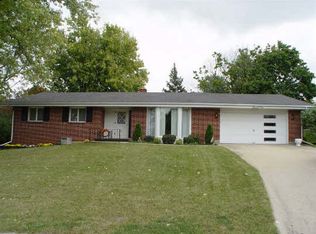 1803 Whitehall Dr, Rockford, IL 61107