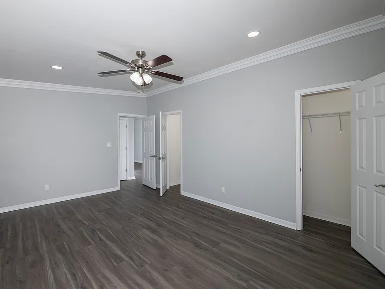 Fairfield Pines East — Photo 34