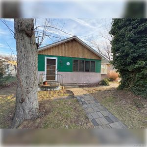 20 Jay Street, Ronkonkoma, NY, 11779