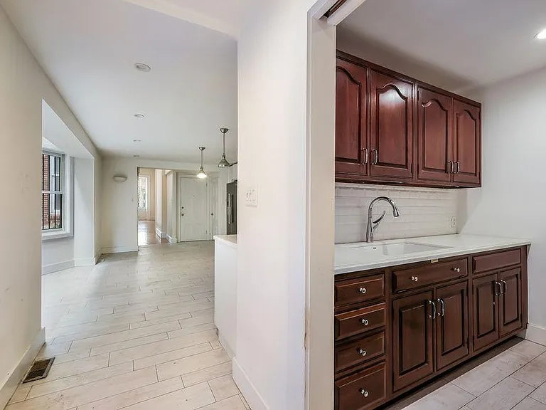 1534 Pine St #1 — Photo 11