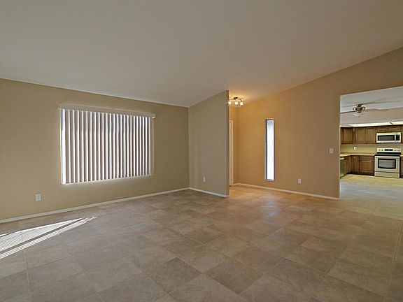 5th image of 8668 E Portland St