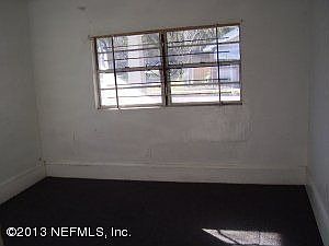 3rd image of 1041 W 8th St