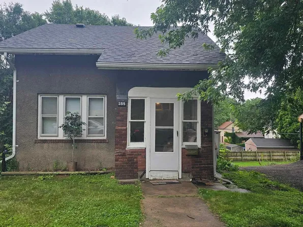255 E 4th St, Red Wing, MN 55066