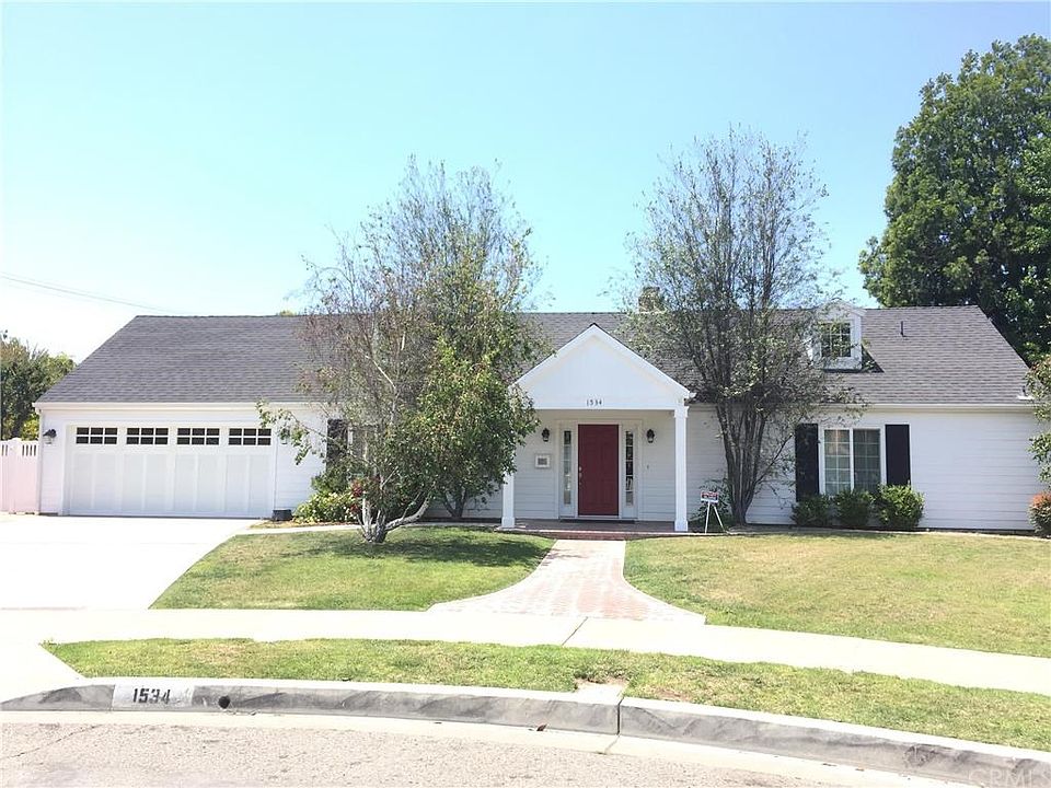 1st image of 1534 E Young Cir