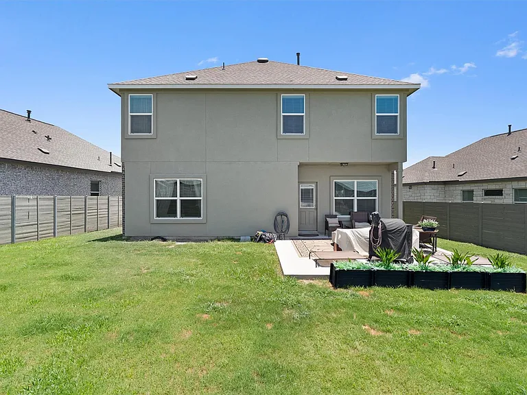 102 Coyote Mountain Cv — Photo 33