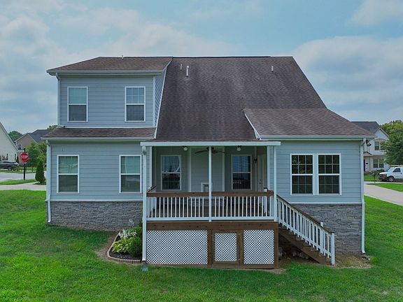 5th image of 2031 Ledgebrook Dr