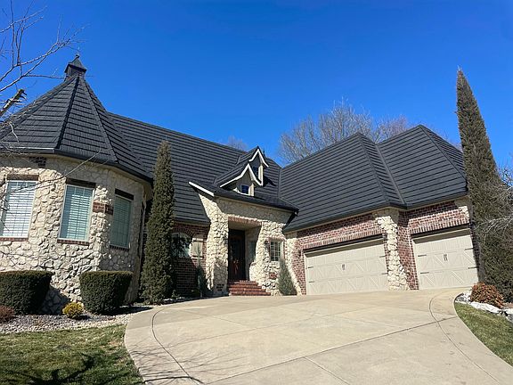 3rd image of 6235 S Bluff Ridge Road