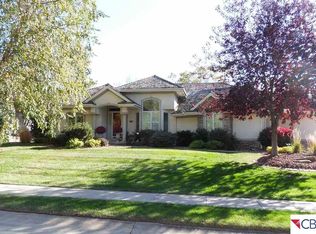 15835 California St, Omaha, NE 68118
