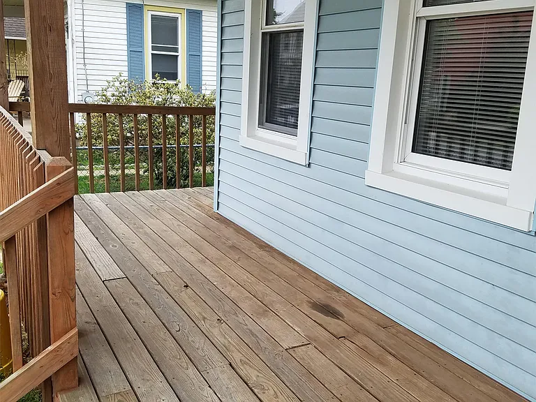 420 Ash St — Photo 6