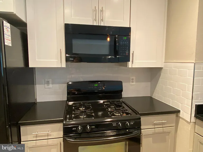 12834 Fair Briar Ln — Photo 3