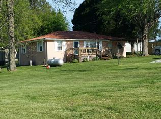 9830 Caneyville Rd, Morgantown, KY 42261